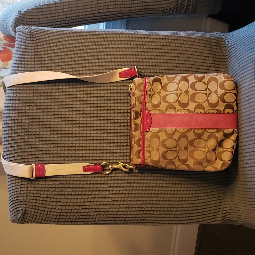 Beautiful Coach crossbody
